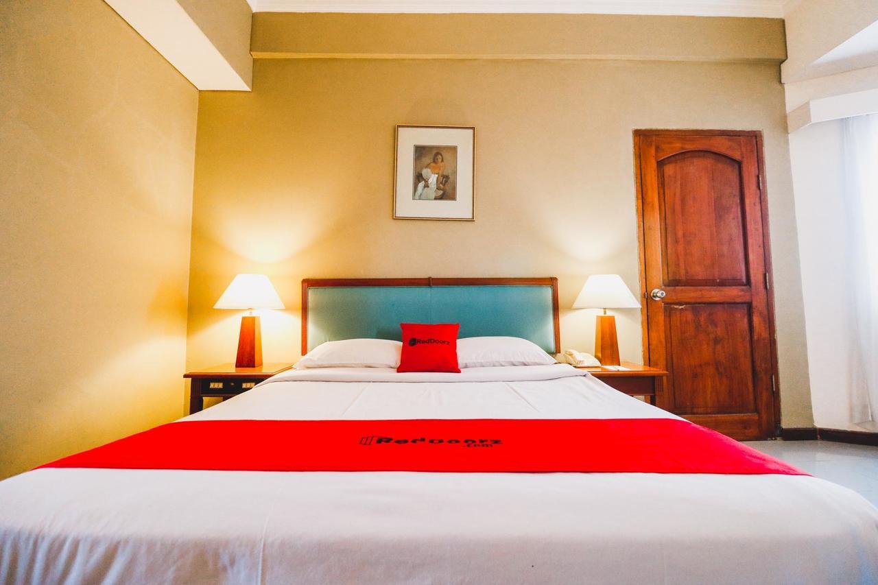 Reddoorz Plus Near Monumen Nasional Jakarta Exteriör bild
