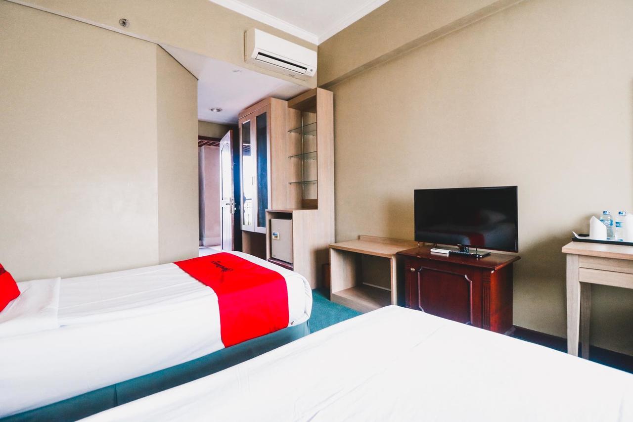 Reddoorz Plus Near Monumen Nasional Jakarta Exteriör bild