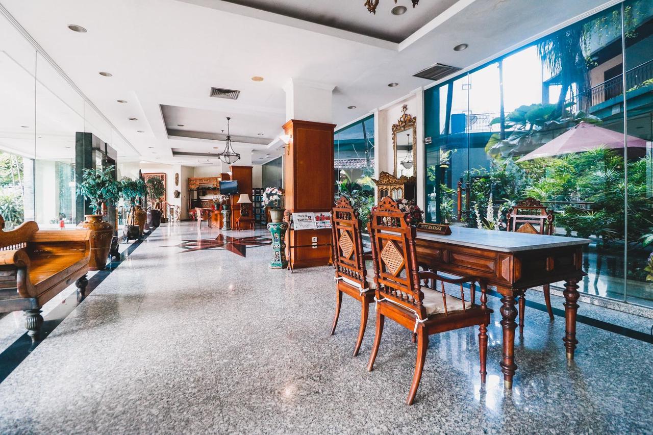 Reddoorz Plus Near Monumen Nasional Jakarta Exteriör bild